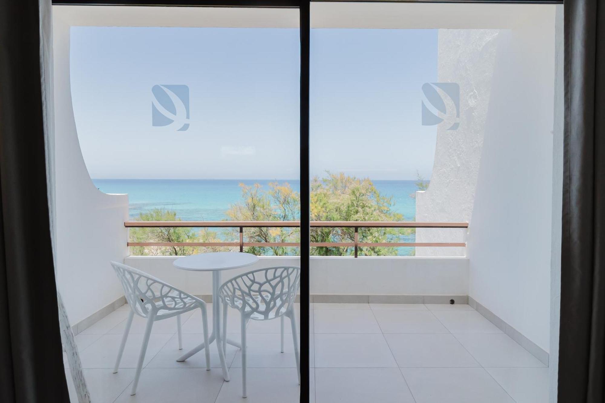 Gaviota - Emar Hotels Adults Only エス・カロ エクステリア 写真